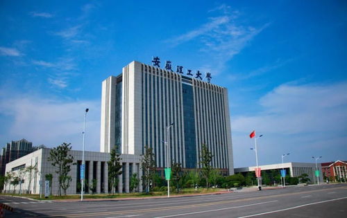 从校史到志愿选择 历史博主眼中的大学底蕴与职业规划启示